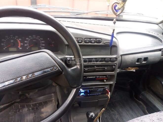LADA (VAZ) 2115 2006, 455,000 km - 1.5 l - Ucar
