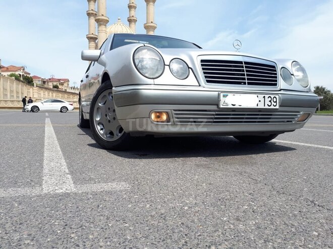 Mercedes E 230 1995, 400,000 km - 2.3 l - Bakı