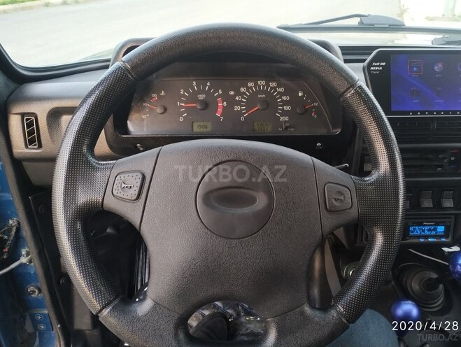 LADA (VAZ) Niva 2013, 59,700 km - 1.7 л - Yevlax