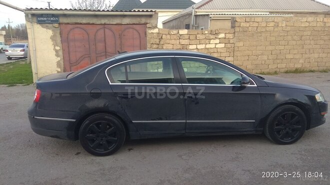 Volkswagen Passat 2005, 245,000 km - 2.0 l - Sumqayıt