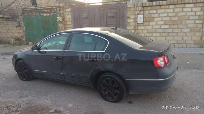 Volkswagen Passat 2005, 245,000 km - 2.0 l - Sumqayıt