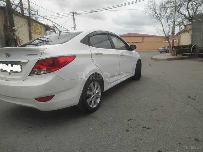 Hyundai Accent 2011, 226,322 km - 1.6 l - Bakı