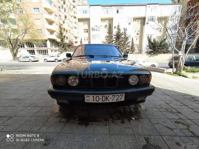 BMW 520 1992, 225,000 km - 2.0 l - Bakı