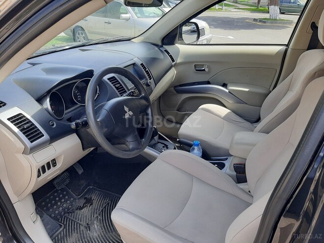 Mitsubishi Outlander 2011, 147,000 km - 2.4 l - Bakı
