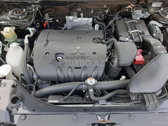 Mitsubishi Outlander 2011, 147,000 km - 2.4 l - Bakı