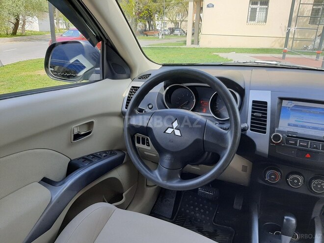 Mitsubishi Outlander 2011, 147,000 km - 2.4 l - Bakı