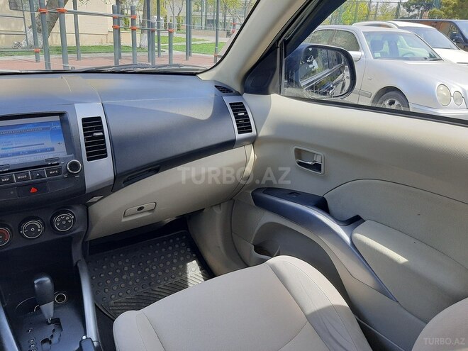 Mitsubishi Outlander 2011, 147,000 km - 2.4 l - Bakı