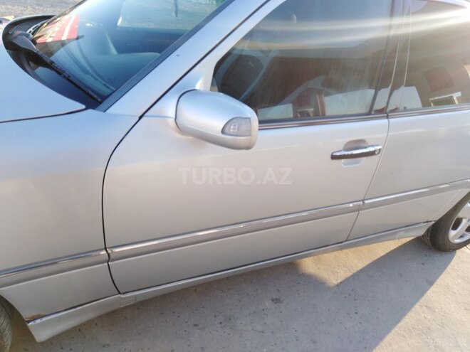 Mercedes C 230 1999, 215,997 km - 2.3 l - Bakı