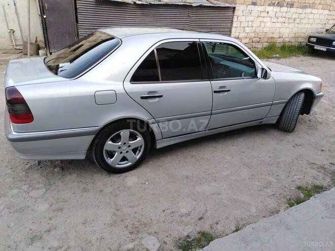 Mercedes C 230 1999, 215,997 km - 2.3 l - Bakı