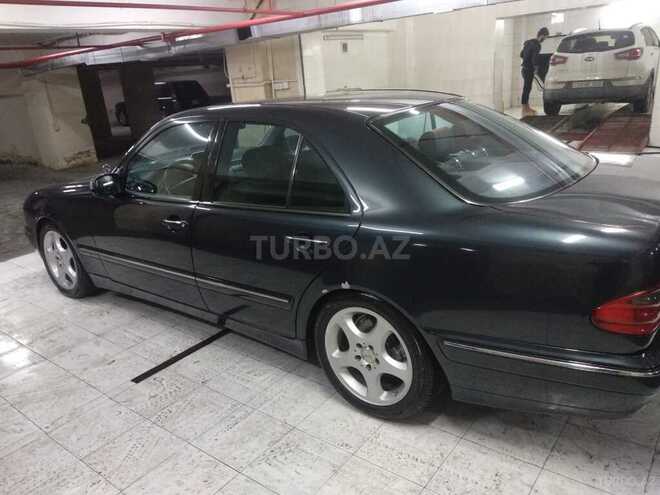 Mercedes E 240 2000, 221,450 km - 2.4 л - Bakı