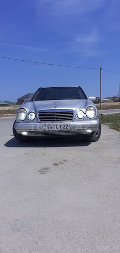 Mercedes E 220 1998, 440,000 km - 2.2 л - Bakı