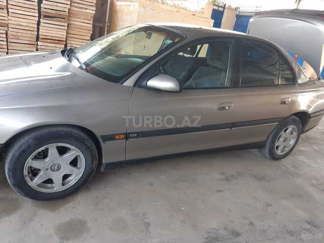 Opel Vectra 1996, 310,000 km - 2.0 l - Naftalan