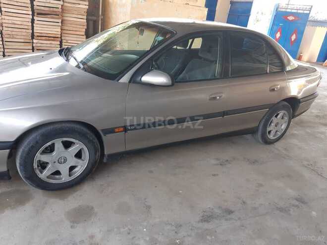 Opel Vectra 1996, 310,000 km - 2.0 l - Naftalan