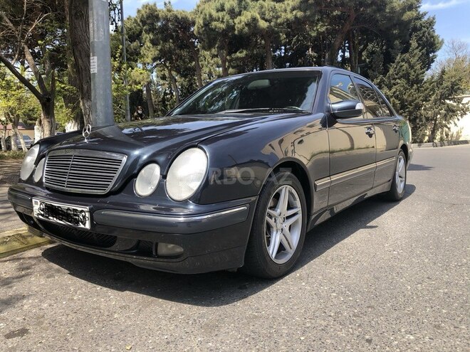 Mercedes E 200 1999, 300,000 km - 2.0 л - Bakı