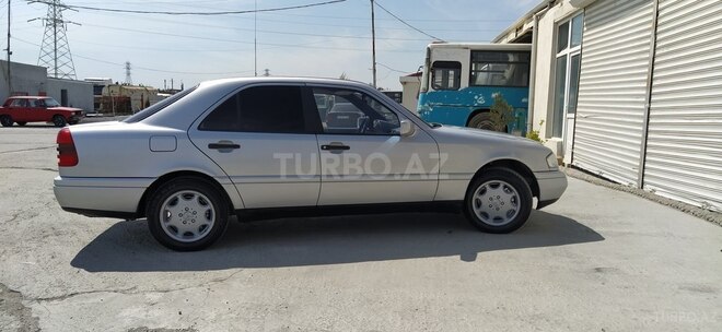 Mercedes C 180 1995, 330,360 km - 1.8 l - Sumqayıt