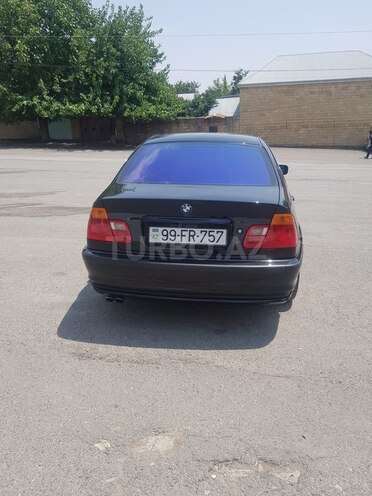 BMW 320 2001, 174,000 km - 2.2 л - Bakı