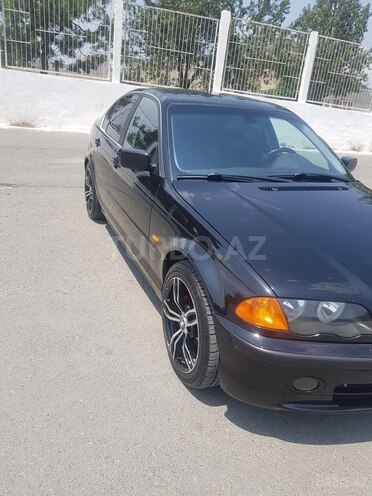 BMW 320 2001, 174,000 km - 2.2 л - Bakı