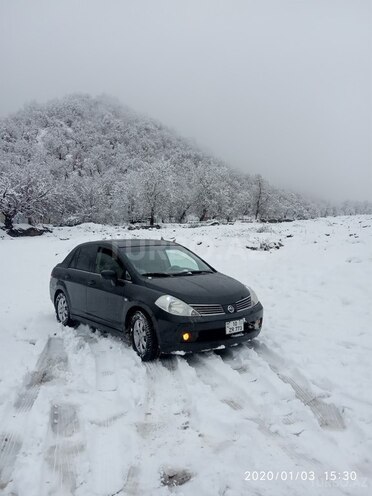 Nissan Tiida 2007, 321,000 km - 1.6 л - Bakı