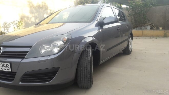 Opel Astra 2004, 176,000 km - 1.4 л - Bakı