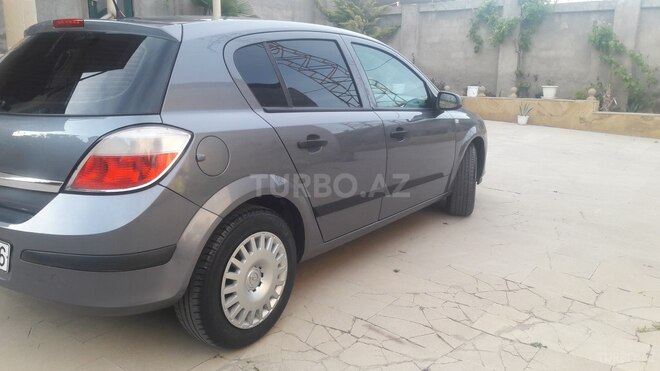 Opel Astra 2004, 176,000 km - 1.4 л - Bakı