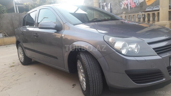 Opel Astra 2004, 176,000 km - 1.4 л - Bakı