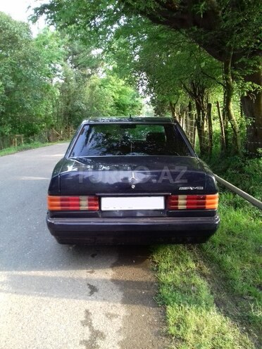 Mercedes 190 1991, 401,000 km - 2.0 л - Astara