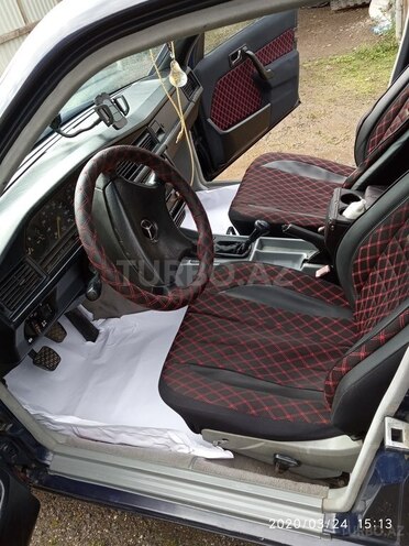 Mercedes 190 1991, 401,000 km - 2.0 л - Astara