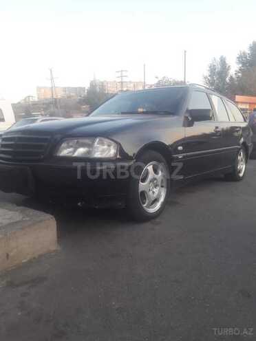 Mercedes C 200 2000, 357,000 km - 2.0 л - Bakı