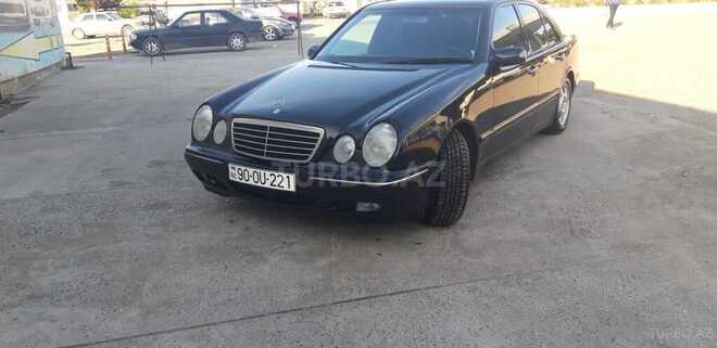 Mercedes E 320 2001, 260,000 km - 3.2 l - Salyan