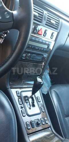 Mercedes E 320 2001, 260,000 km - 3.2 l - Salyan