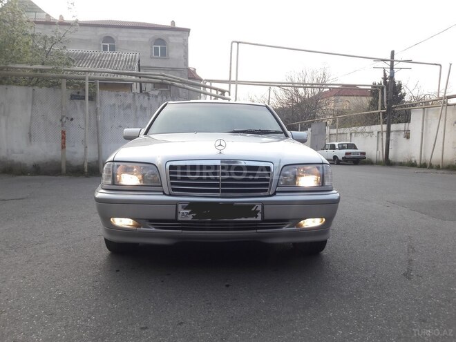 Mercedes C 220 1999, 364,000 km - 2.2 l - Bakı