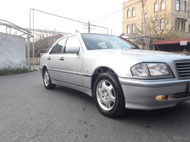 Mercedes C 220 1999, 364,000 km - 2.2 l - Bakı