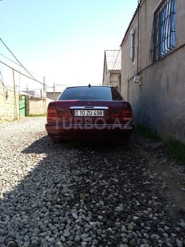 Mercedes E 230 1995, 397,000 km - 2.3 l - Gəncə