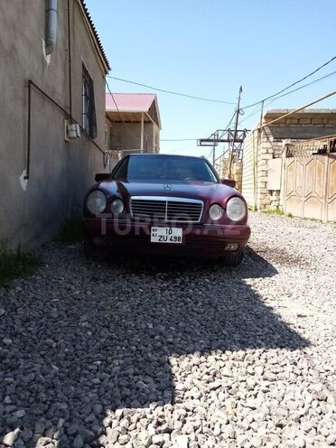 Mercedes E 230 1995, 397,000 km - 2.3 l - Gəncə