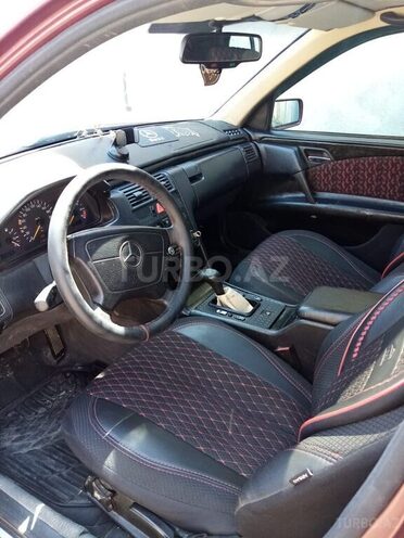 Mercedes E 230 1995, 397,000 km - 2.3 l - Gəncə
