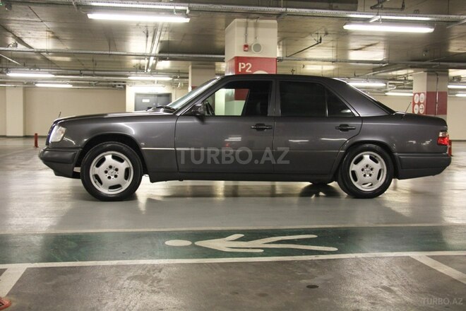 Mercedes E 200 1994, 380,124 km - 2.0 l - Bakı