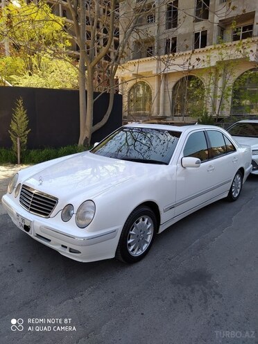 Mercedes E 240 2001, 142,000 km - 2.6 l - Bakı
