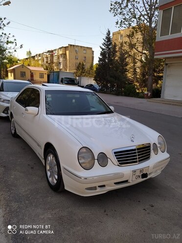 Mercedes E 240 2001, 142,000 km - 2.6 l - Bakı
