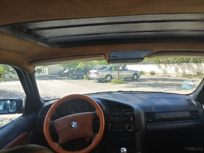 BMW 320 1994, 156,000 km - 2.0 l - Sumqayıt