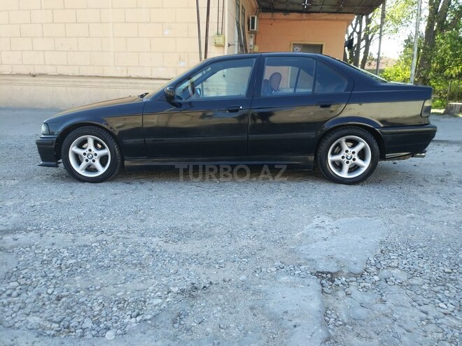 BMW 320 1994, 156,000 km - 2.0 l - Sumqayıt