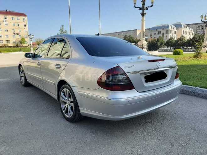Mercedes E 220 2005, 263,000 km - 2.2 l - Sumqayıt