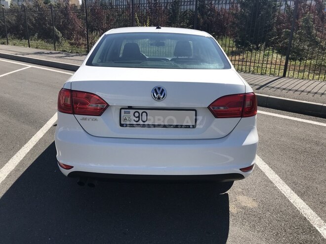Volkswagen Jetta 2013, 112,500 km - 2.0 l - Bakı
