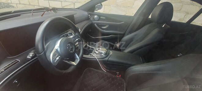 Mercedes E 220 2019, 29,000 km - 2.2 л - Şəmkir