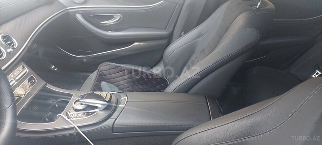 Mercedes E 220 2019, 29,000 km - 2.2 л - Şəmkir
