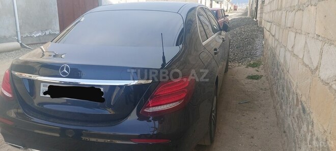 Mercedes E 220 2019, 29,000 km - 2.2 л - Şəmkir