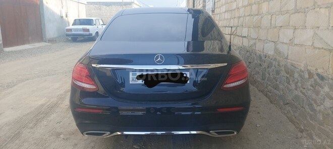 Mercedes E 220 2019, 29,000 km - 2.2 л - Şəmkir