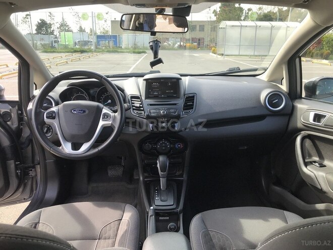 Ford Fiesta 2014, 82,000 km - 1.6 л - Bakı