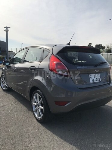 Ford Fiesta 2014, 82,000 km - 1.6 л - Bakı