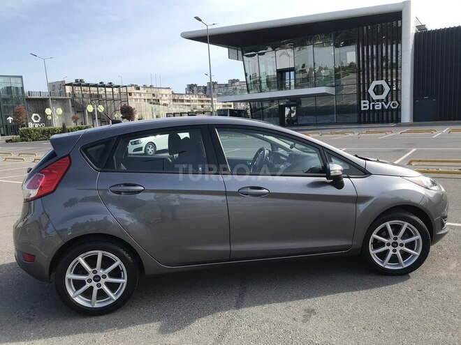 Ford Fiesta 2014, 82,000 km - 1.6 л - Bakı