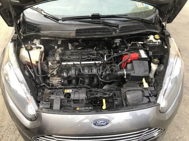 Ford Fiesta 2014, 82,000 km - 1.6 л - Bakı